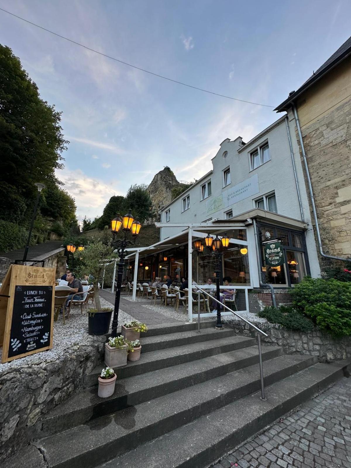 Boutique Hotel De La Ruine Valkenburg aan de Geul Exteriör bild